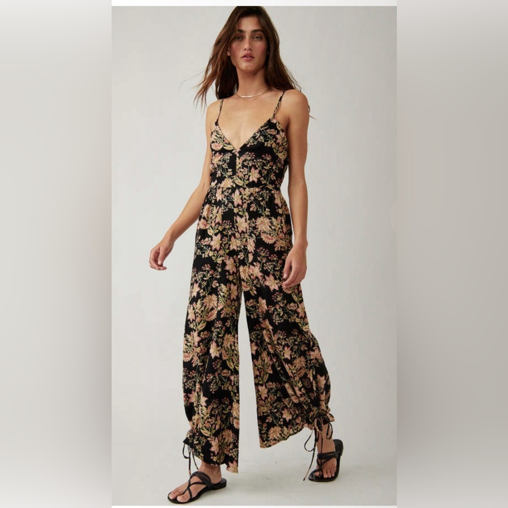Free People Stand Out Printed Jumpsuit Size XS